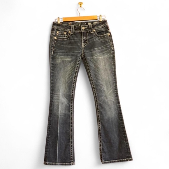 Miss Me Womens 27 Boot Cut Low Rise Jeans Dark Wash Perfectly Distressed Sequin - Picture 5 of 6